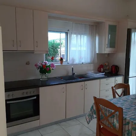 Charis Apartment Zacharo
